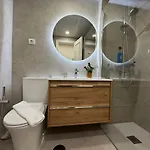 Centrally Located Flat In - Capuchinos 말라가