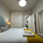 Centrally Located Flat In - Capuchinos