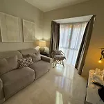 Centrally Located Flat In - Capuchinos * 말라가