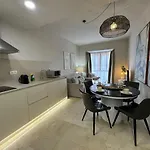 Centrally Located Flat In - Capuchinos