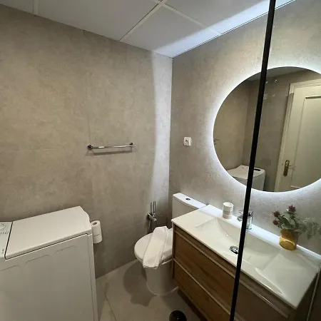 Centrally Located Flat In - Capuchinos Apartamento