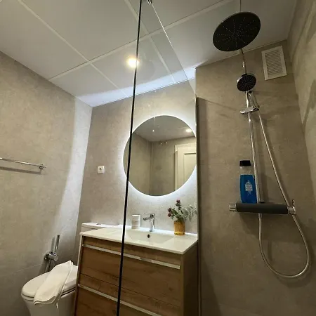 Apartamento Centrally Located Flat In - Capuchinos *