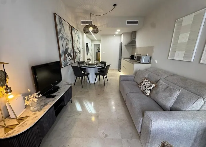 Centrally Located Flat In - Capuchinos *